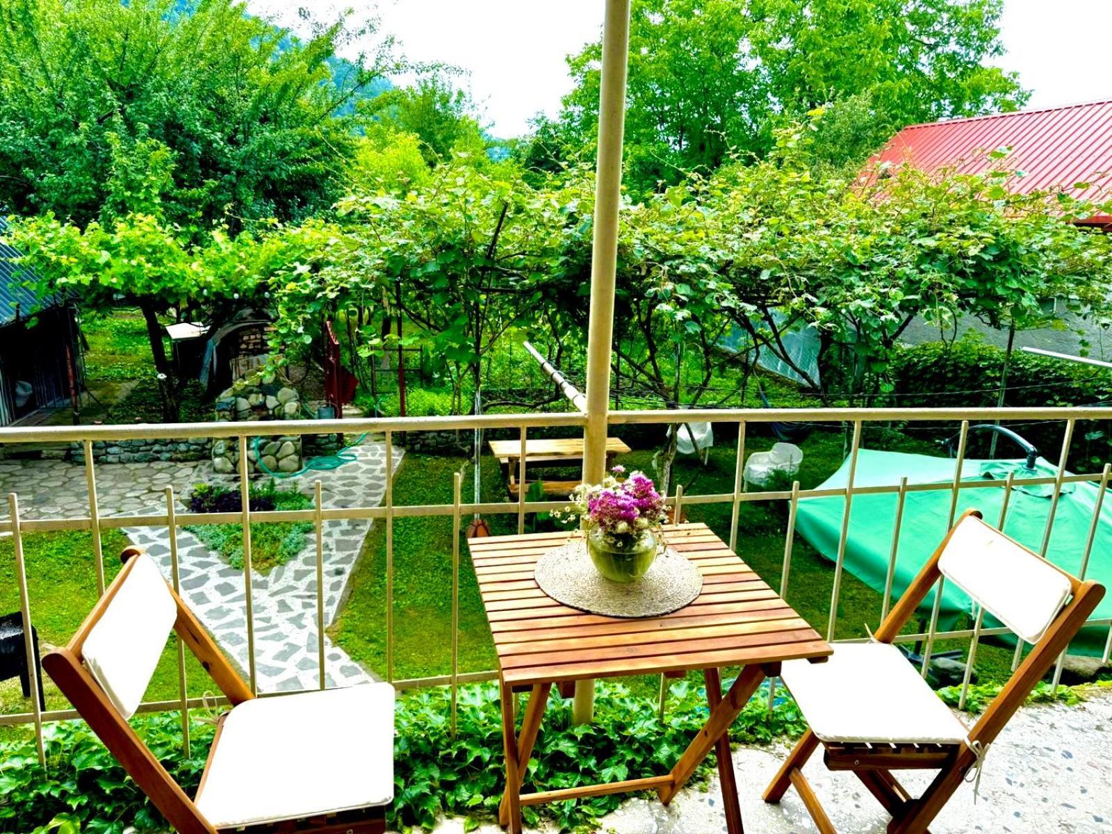 Home Inn-Guesthouse Lagodekhi Kültér fotó